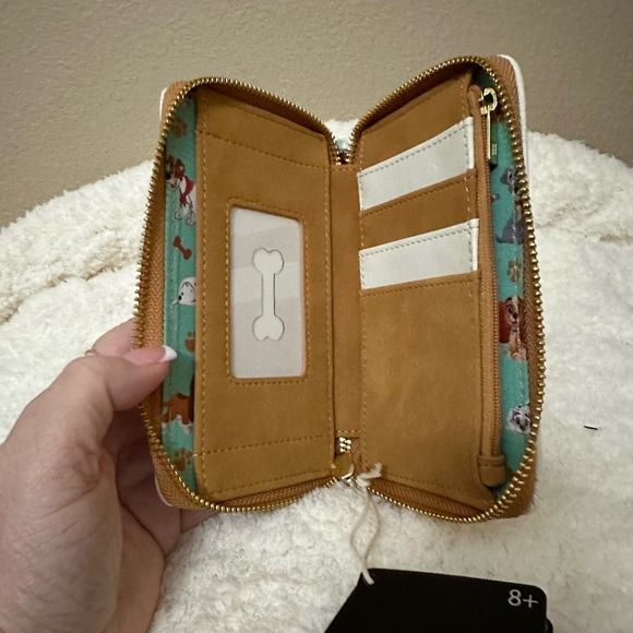 Loungefly I Heart Disney Dogs Doghouse Lenticular Wallet Brand NEW w/ Tags - Picture 5 of 5